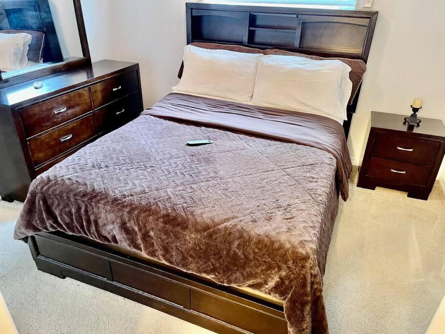 Cozy Modest Home Near Universal Studios/Volcanobay オーランド エクステリア 写真
