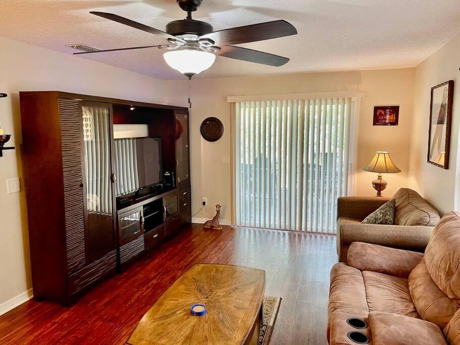 Cozy Modest Home Near Universal Studios/Volcanobay オーランド エクステリア 写真